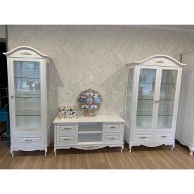 Витрина Малонн Ави