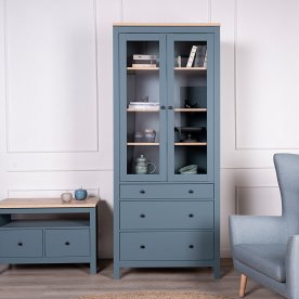 Витрина Сага