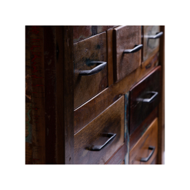 Комод Висну