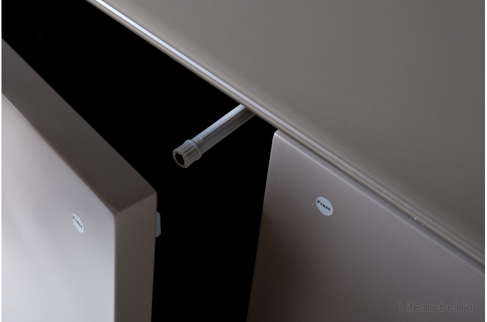 Комод Занна черный / глиняно-серый / золото