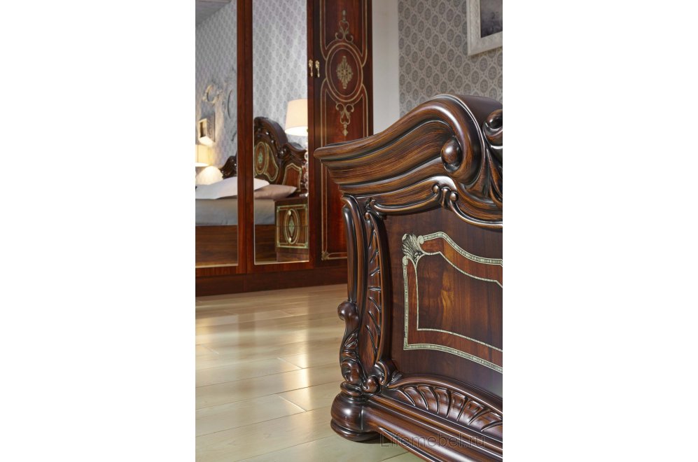 Спальня Рим пекан