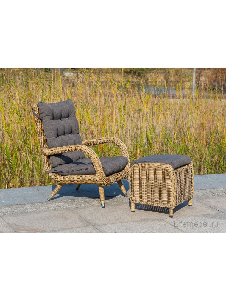 Кресло из ротанга Штефа соломенное