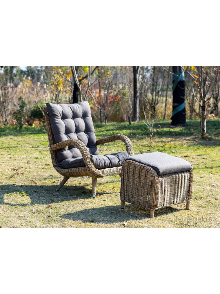 Кресло из ротанга Штефа соломенное