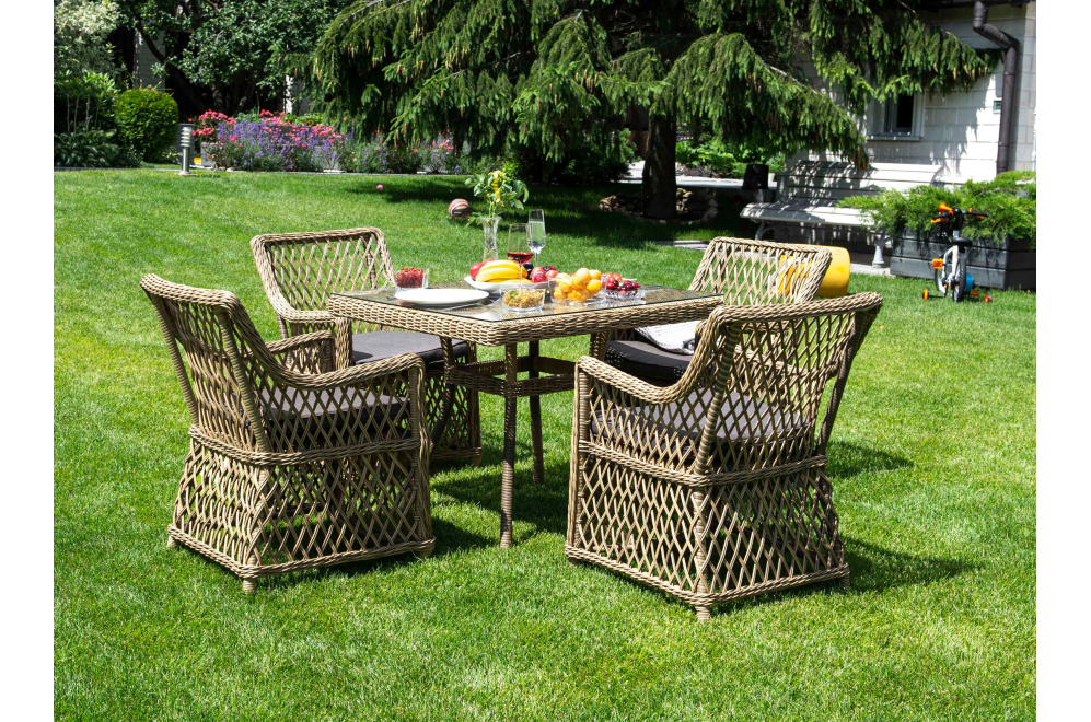 Обеденный комплект из ротанга Свати соломенный