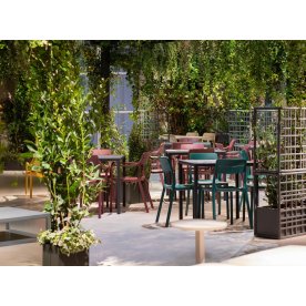 Кресло пластиковое Cassia бургунди