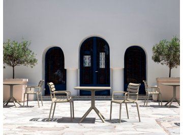 Кресло пластиковое Paris