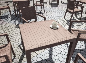 Пластиковый стол Orlando