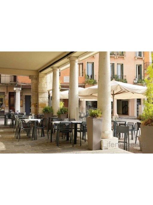 Стул пластиковый Doga Bistrot антрацит