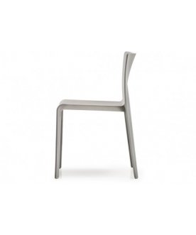 Пластиковый стул Volt