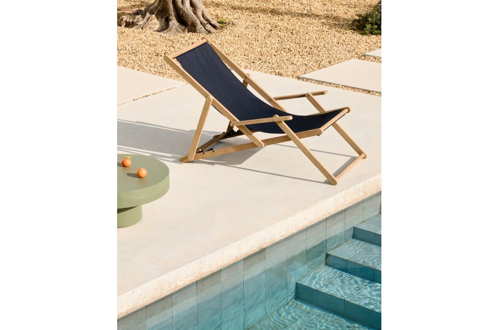 Шезлонг Vilara черный / натуральный