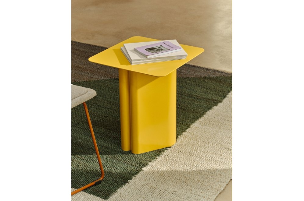Журнальный столик Arvin желтый