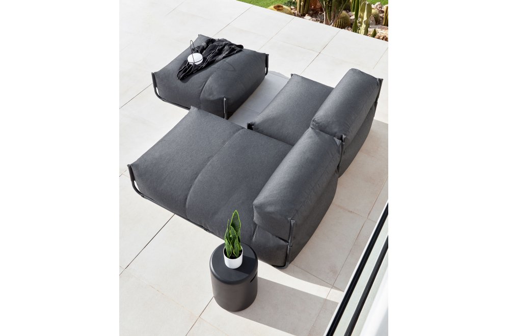 Столик журнальный садовый Taimi черный