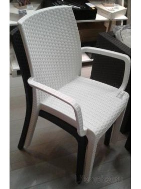 Пластиковое кресло BiRattan collection белое