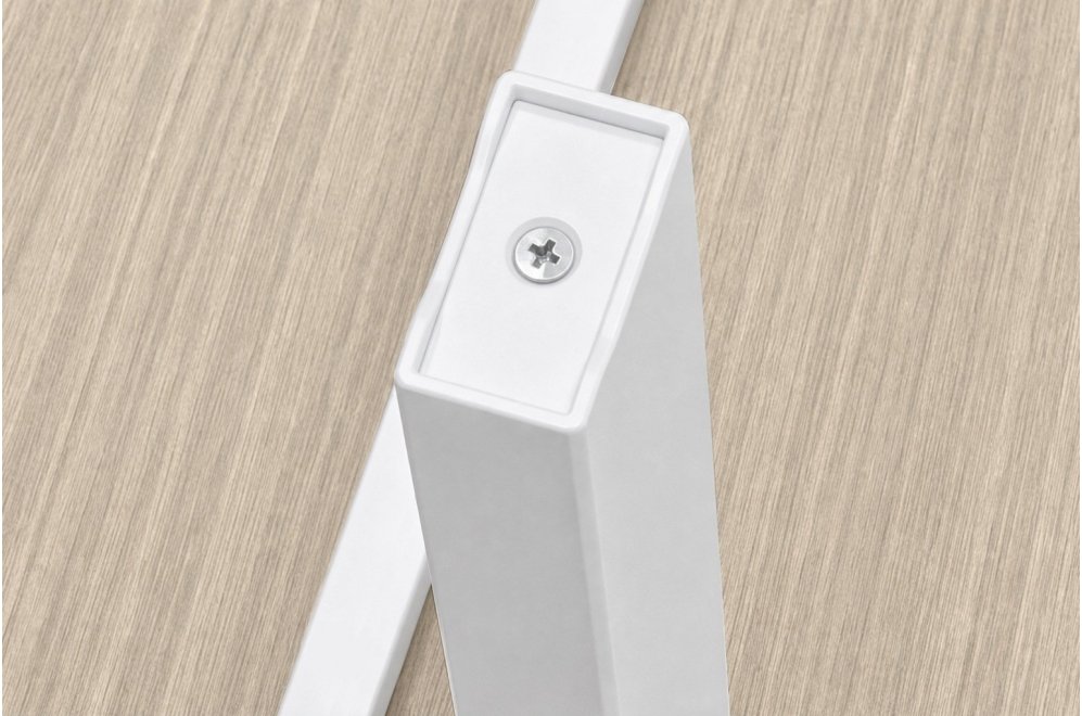 Компьютерный стол SG.228 3200х700х750 60х30 дуб светлый / белый
