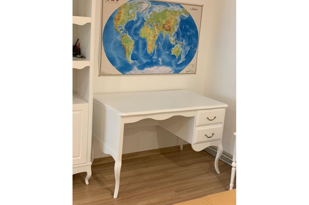 Письменный стол Малонн Ави белый однотумбовый