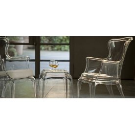 Пластиковый стол Pasha