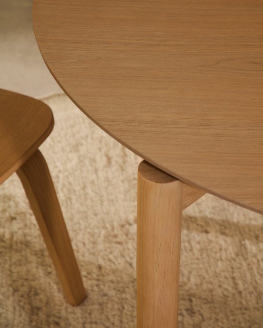 Деревянный стол Indara круглый натуральный