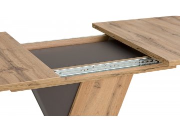 Деревянный стол Вильнюс