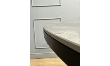 Керамический стол Фуши серое стекло глянец / черный