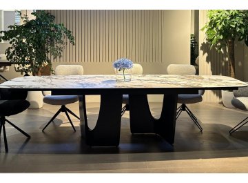 Керамический стол Birger