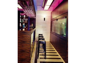 Пластиковый табурет Fox