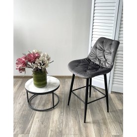 Полубарный стул Yam