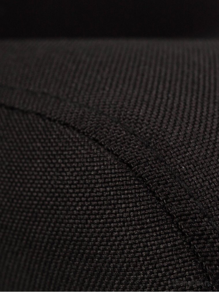 Компьютерное кресло Pierce черное