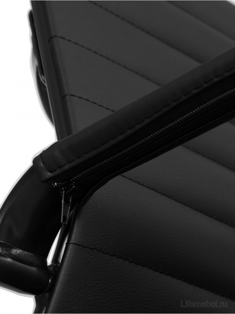 Компьютерное кресло Cody черное