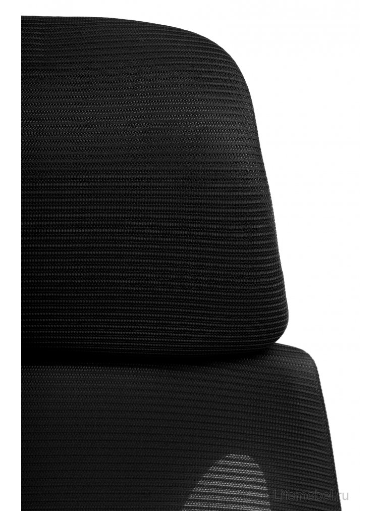 Компьютерное кресло Golem black / white
