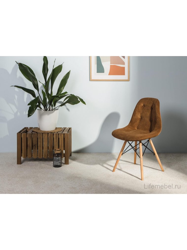 Деревянный стул Eames W коричневый