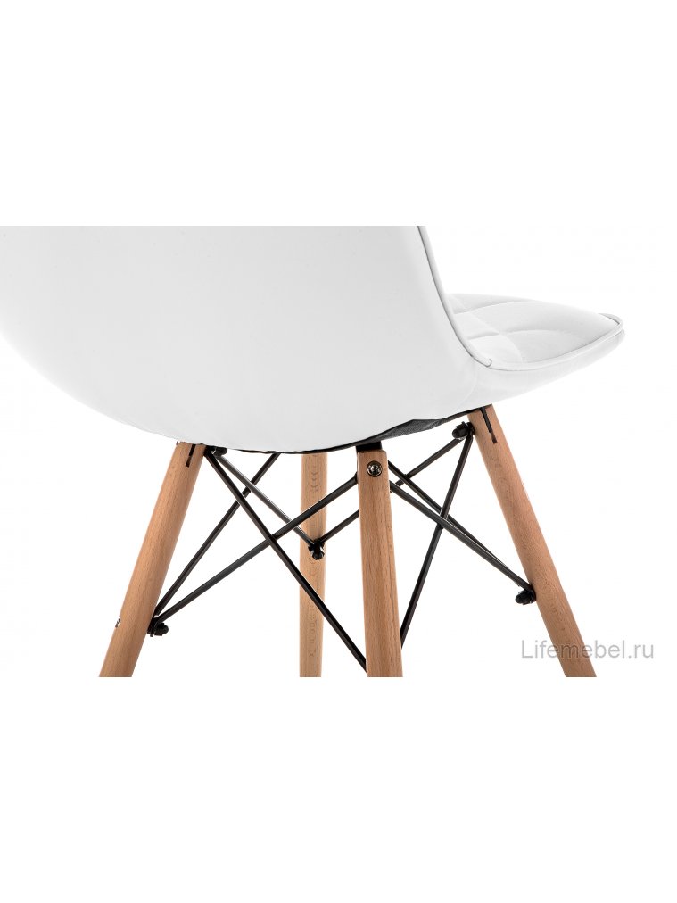 Стул Eames PC-147 белый