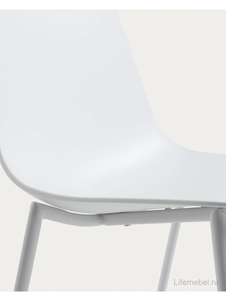 Стул на металлокаркасе Wassu белый