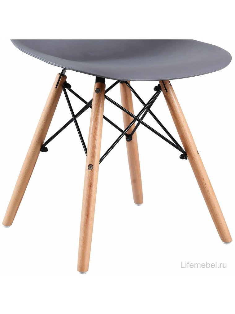 Комплект стульев на металлокаркасе Eames 532632