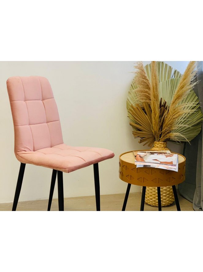 Стул на металлокаркасе Леон классика / пудровый / чёрные ножки