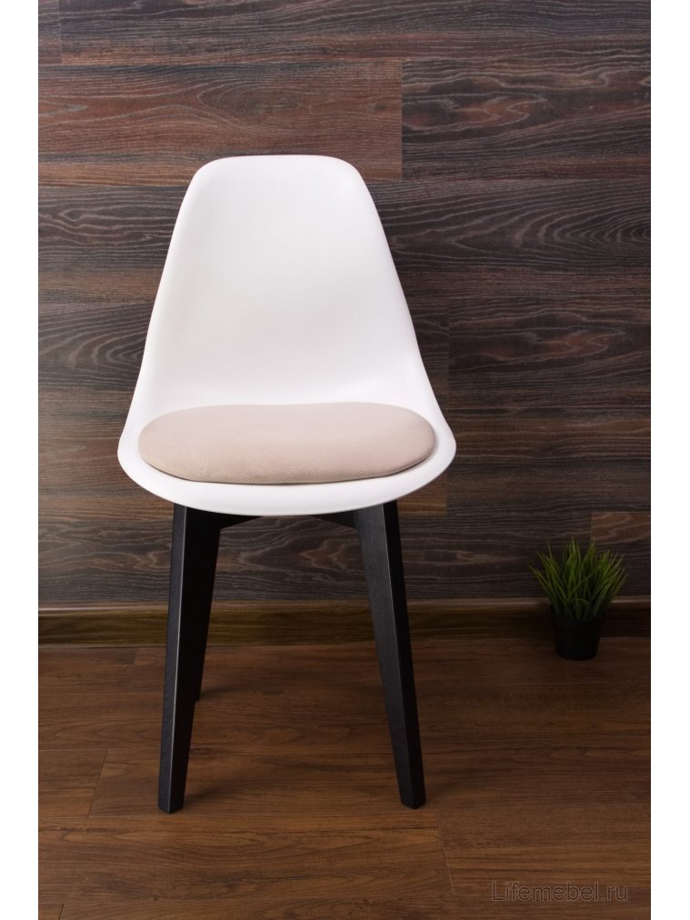 Пластиковый стул Сашш чёрный / белый / бежевый