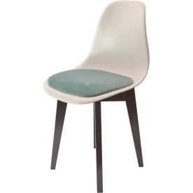 Пластиковый стул Сашш