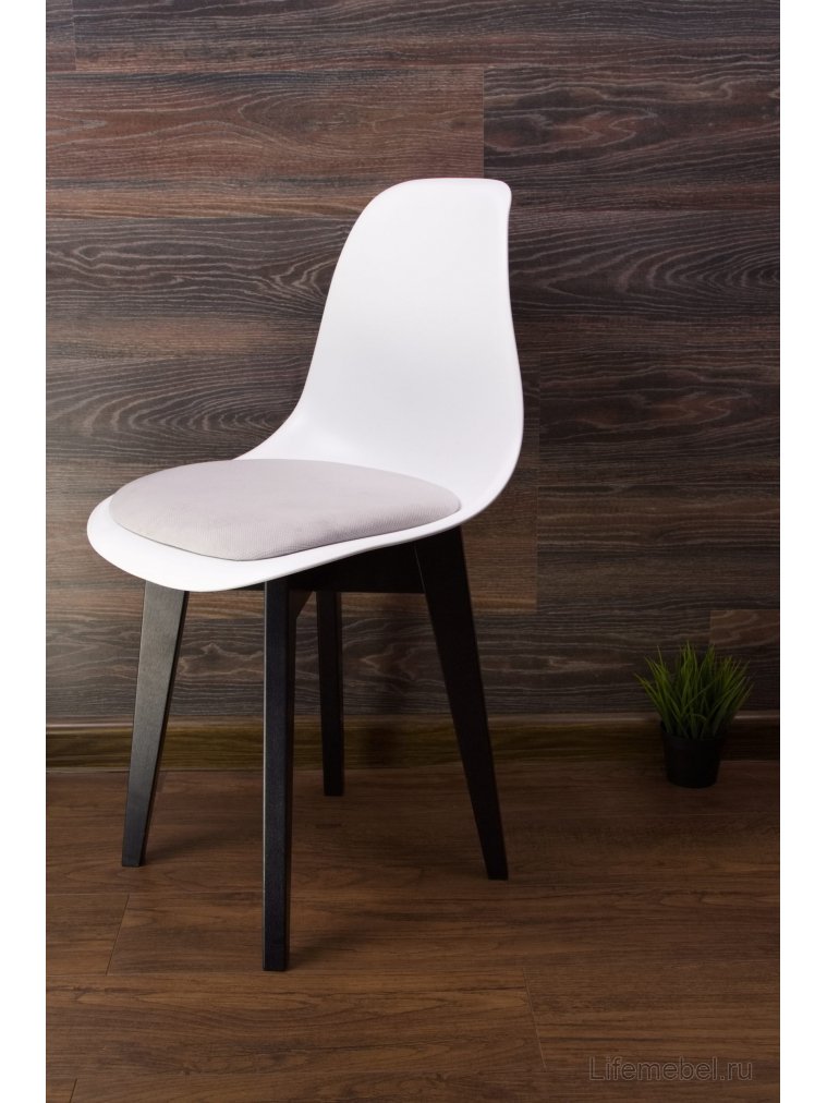 Пластиковый стул Сашш чёрный / белый / серый