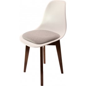 Пластиковый стул Сашш