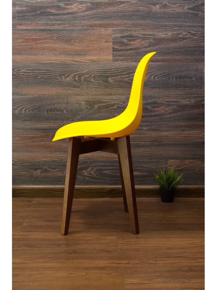 Пластиковый стул Сашш орех / жёлтый