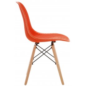 Пластиковый стул Eames DSW Grid DC122
