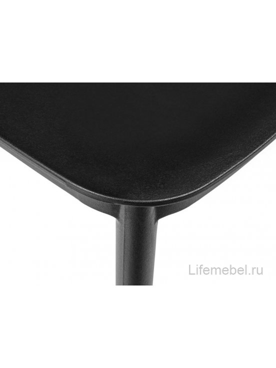 Пластиковый стул Forma черный