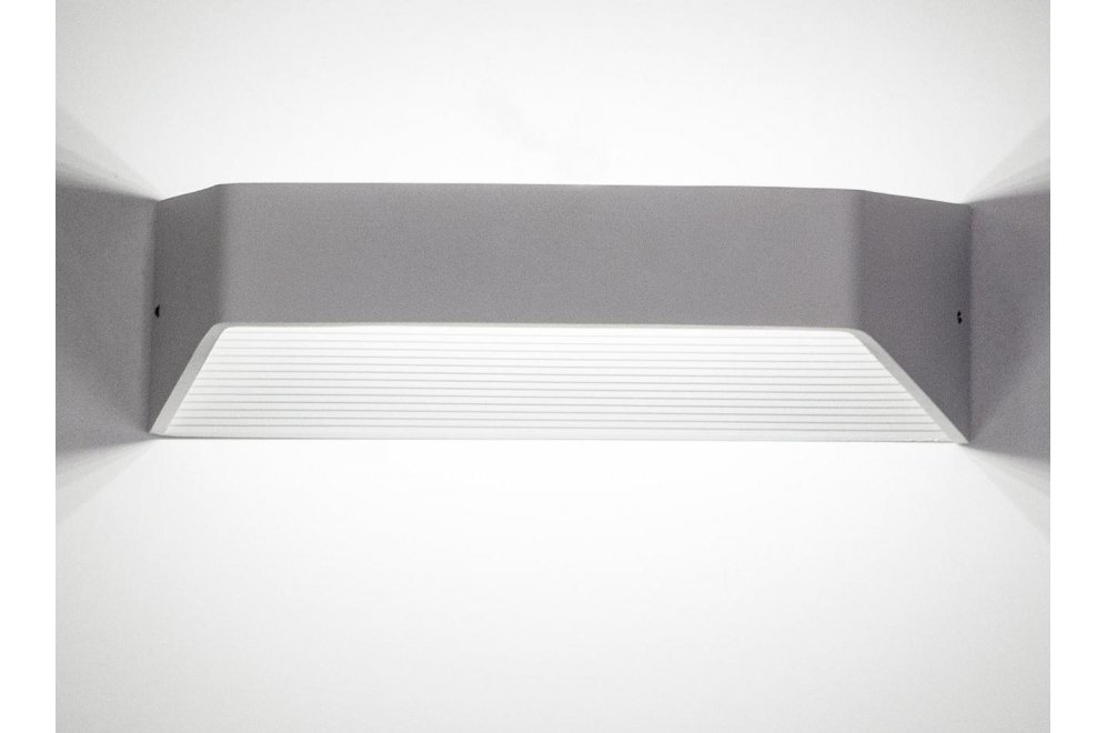 Настенный светильник Декарт CL704320