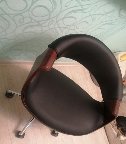 Компьютерное кресло Bend/Бэнд мод.9035 экокожа / белый / натуральный / хром фото покупателя 1