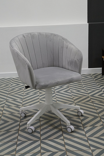 Компьютерное кресло Тибо сиреневый из шоурума 2