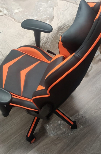 Компьютерное кресло Racer черное / оранжевое фото покупателя 160