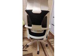 Компьютерное кресло Golem dark gray / white фото покупателя 60