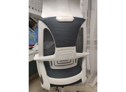 Компьютерное кресло Golem dark gray / white фото покупателя 69