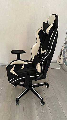 Компьютерное кресло Racer черное / бежевое фото покупателя 28