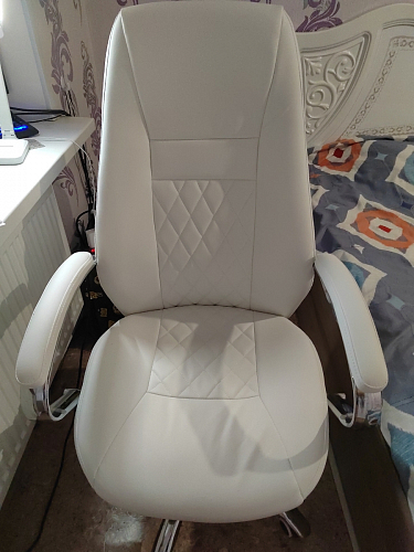 Компьютерное кресло Aragon белое фото покупателя 203