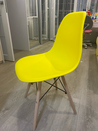 Пластиковый стул Eames PC-015 желтый фото покупателя 239